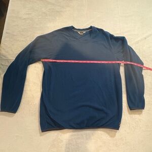 Men’s Eddie Bauer Fleece Long Sleeve Tee in Size M